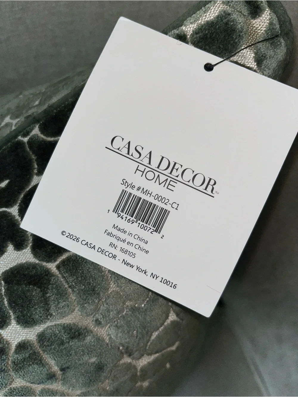 2-NWT CASA DECOR CUT VELVET LEOPARD DESIGN DECORATIVE PILLOWS